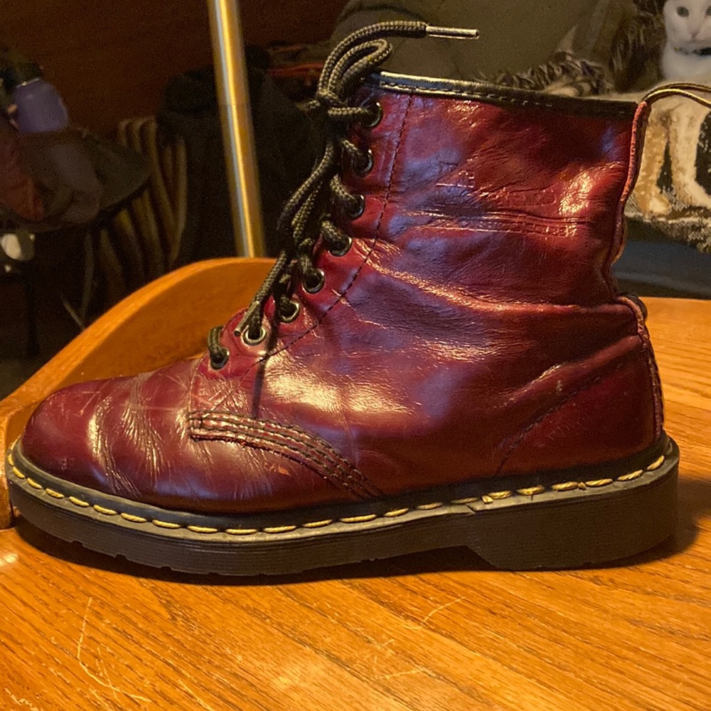 Vintage 1460 Dr. Martens Lace Up Boots